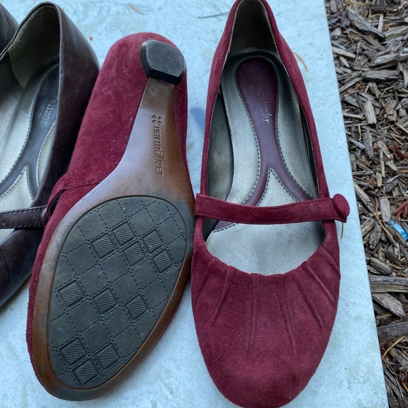 Suede Shoes - Picture 5 of 5